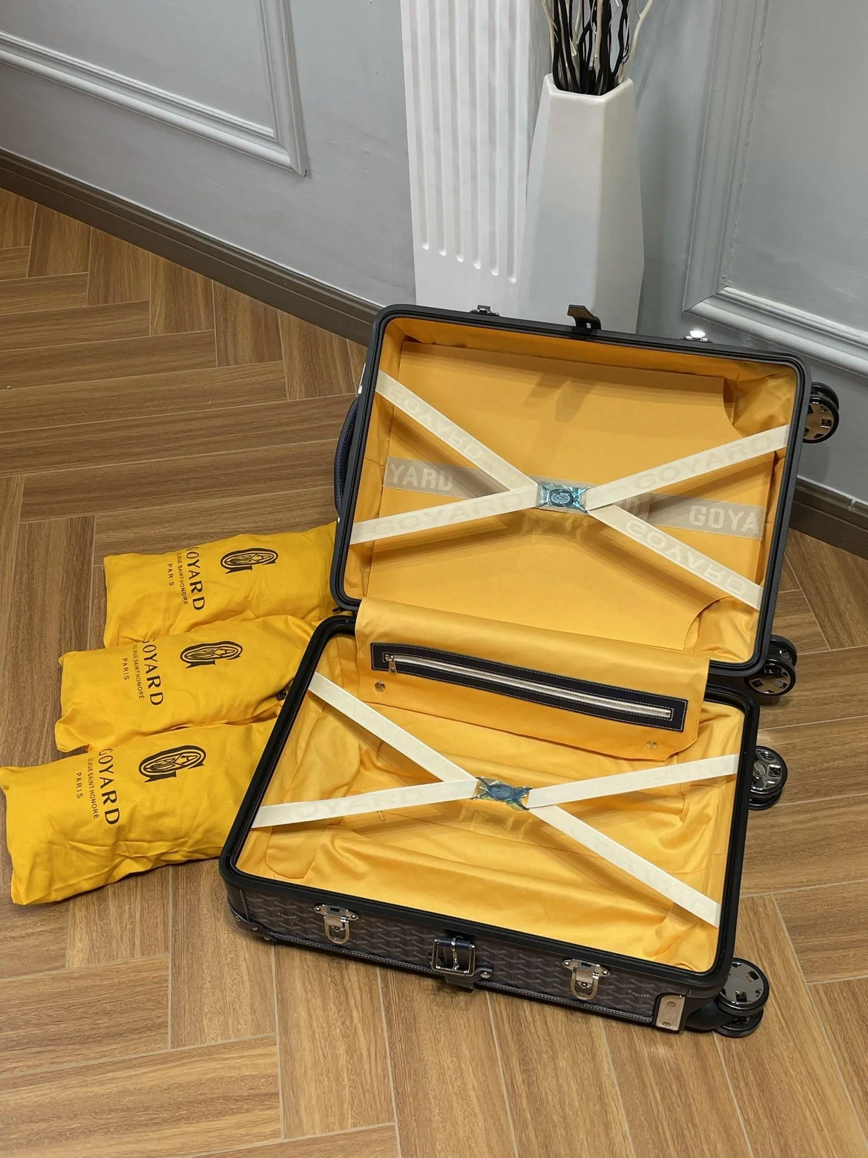 고야드 부흐제 트롤리 PM 네이비