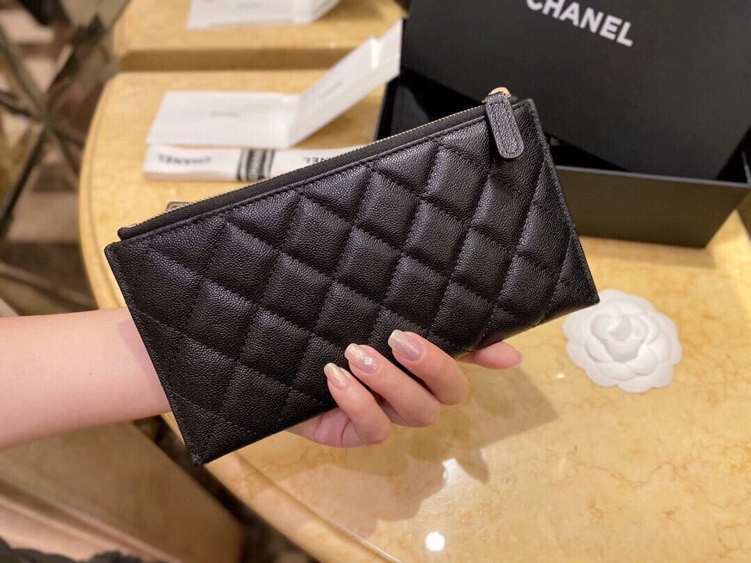 샤넬 보이 지퍼 파우치 월릿