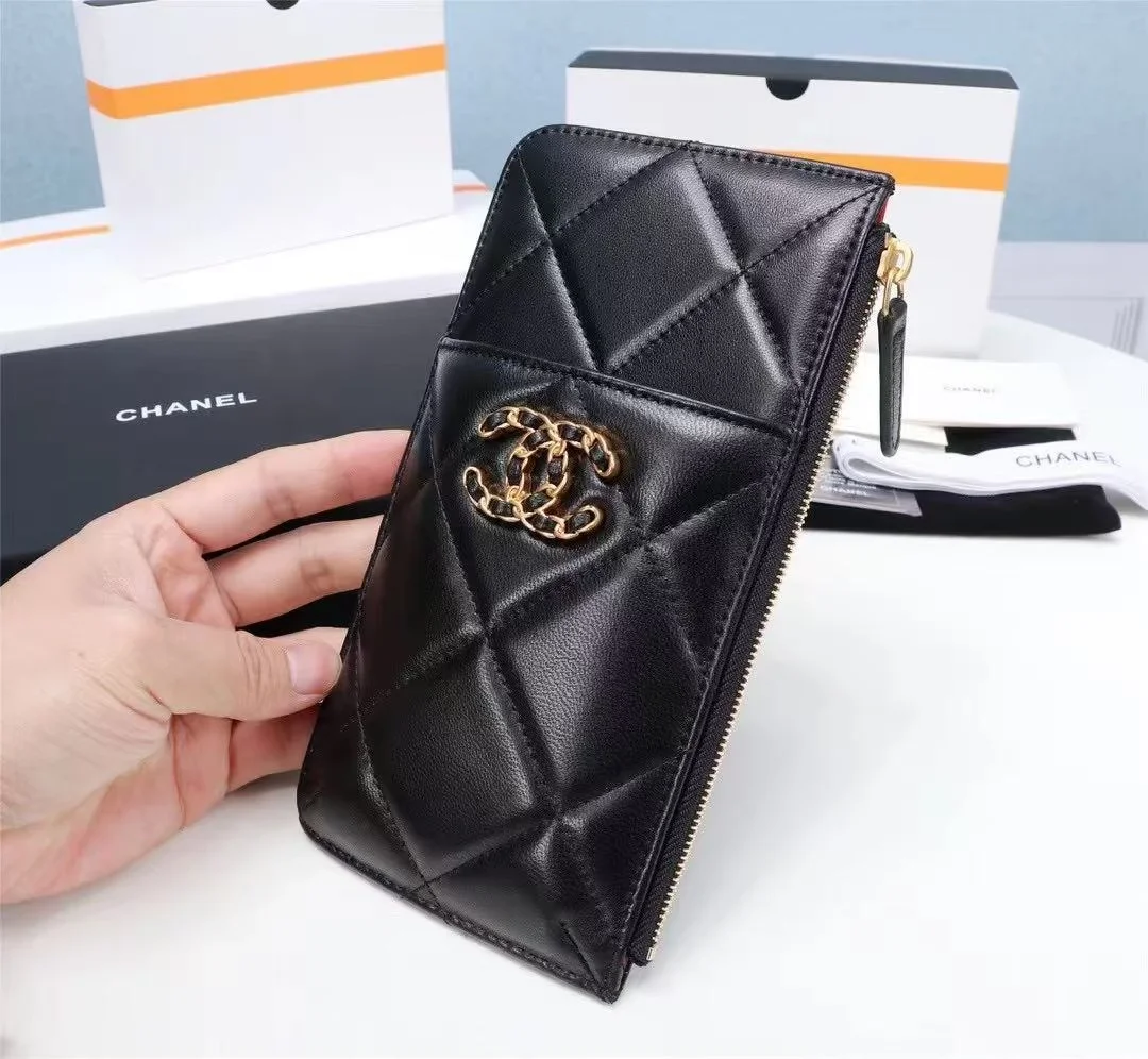 샤넬 19 폰 홀더 카드 케이스