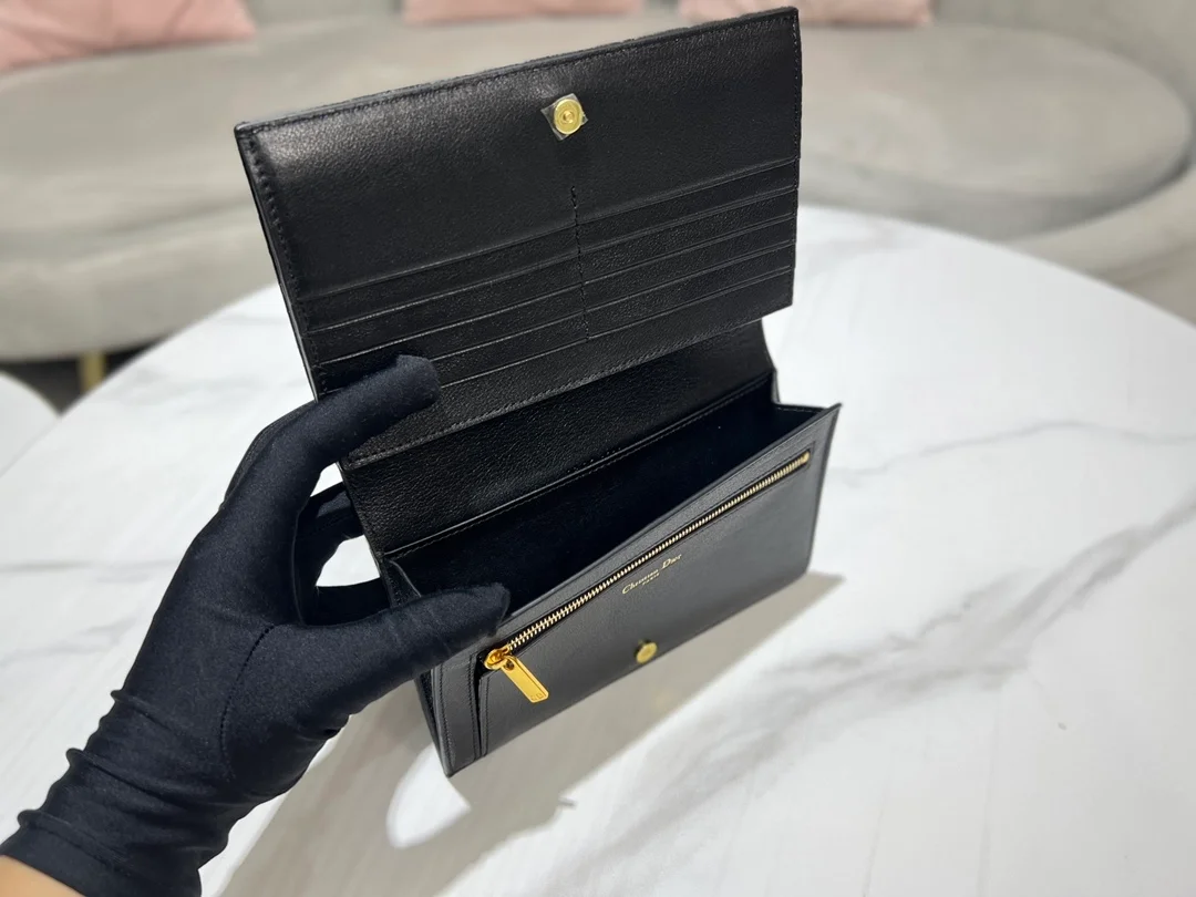 디올 레이디 슬림 카로 지갑