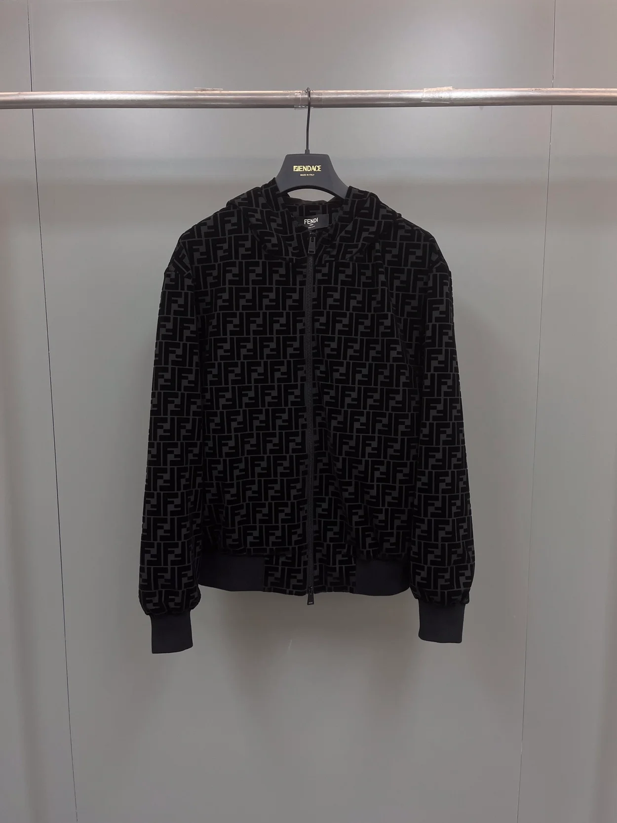 펜디 FF 울오버 로고 후드 집업