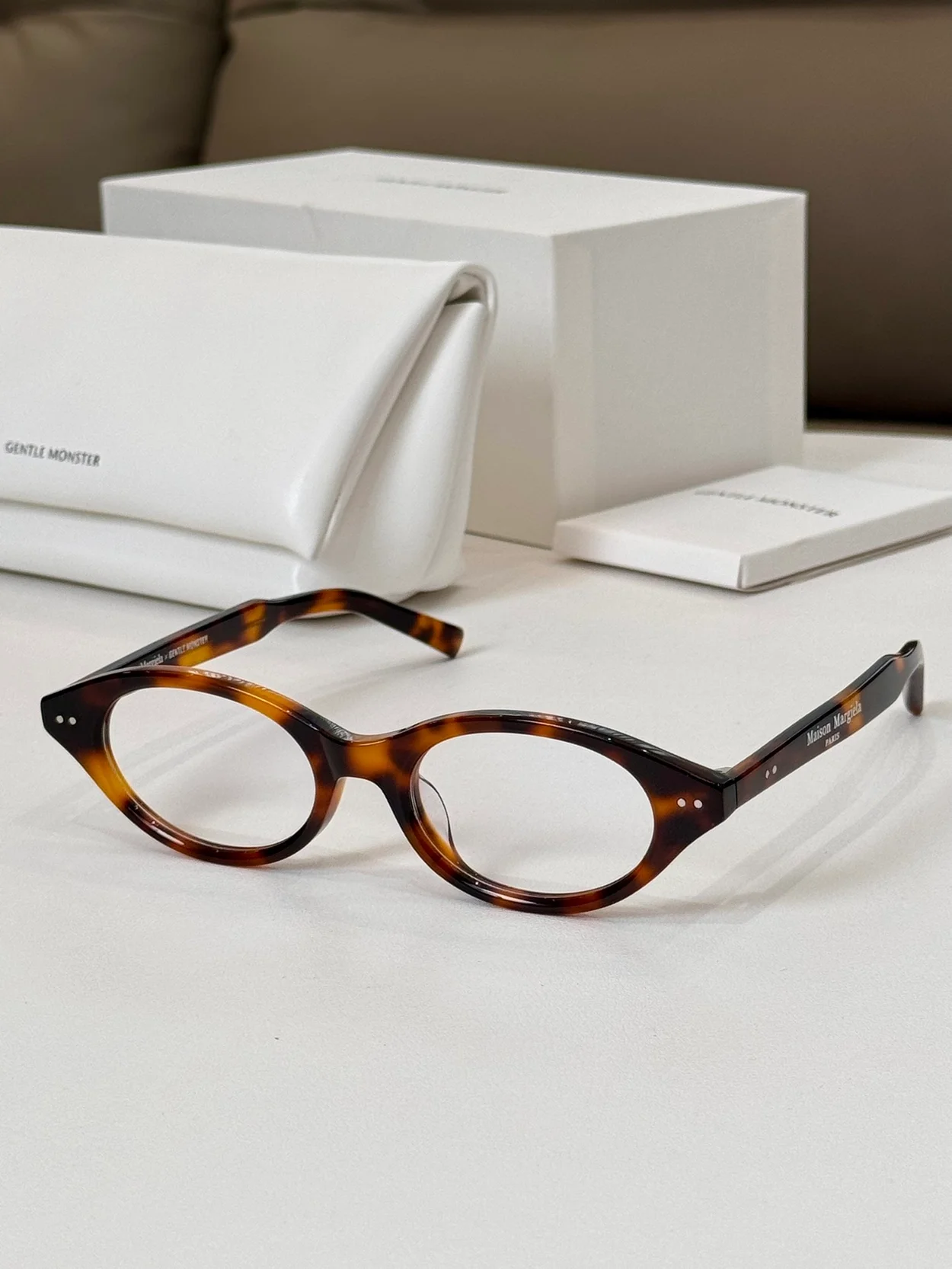 메종 마르지엘라 X 젠*몬스터 MM111 (4color)