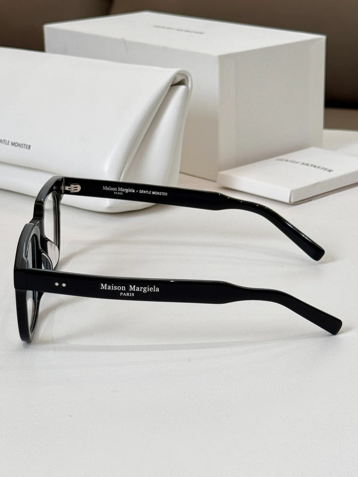 메종 마르지엘라 X 젠*몬스터 MM117 (3color)