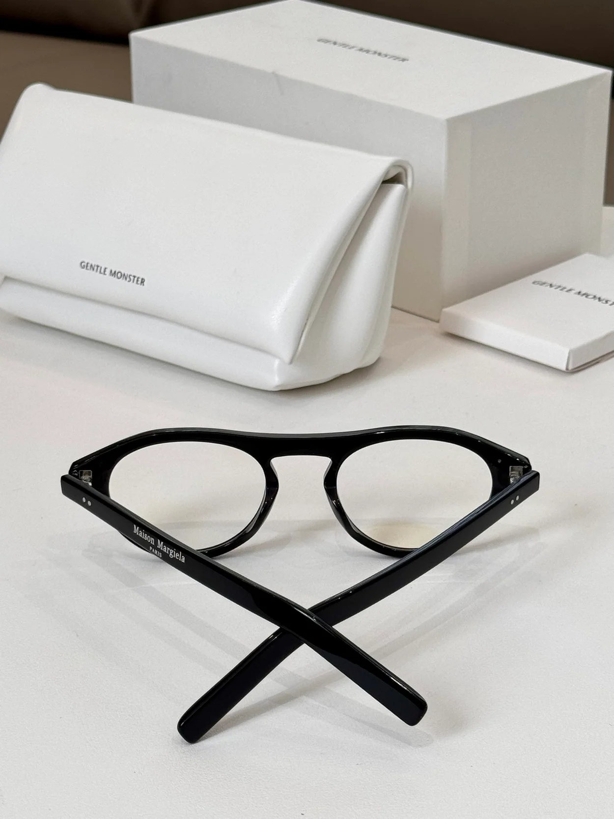 메종 마르지엘라 X 젠*몬스터 MM112 (4color)