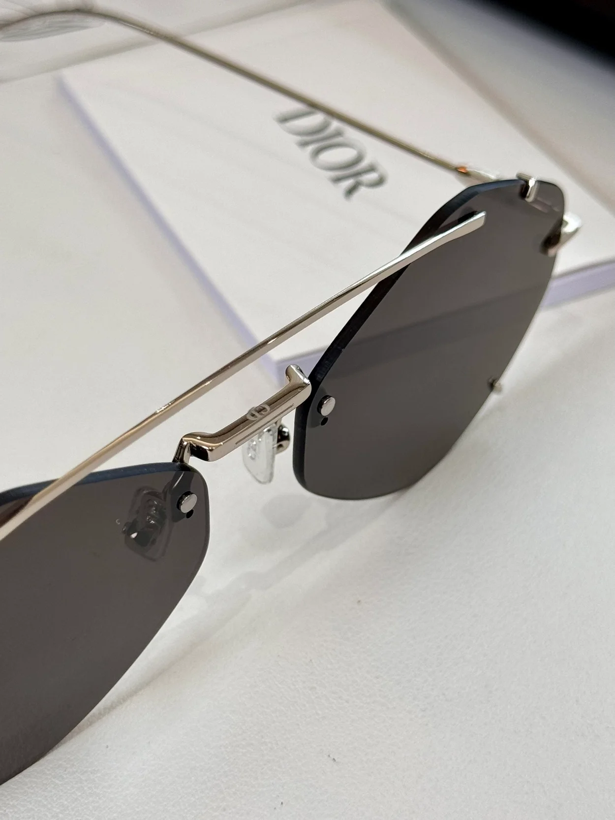 디올 Geometric 010 2K 55 (8color)