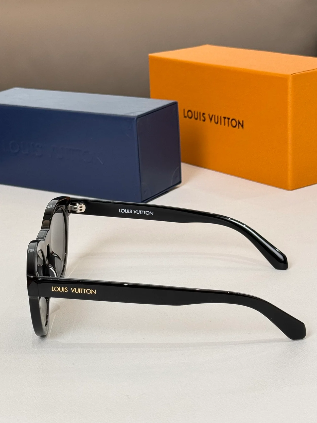 루이비통 LV Urban Round Sunglasses Z2055E (8color)