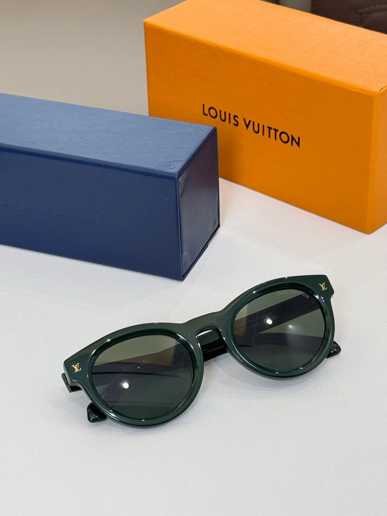 루이비통 LV Urban Round Sunglasses Z2055E (8color)