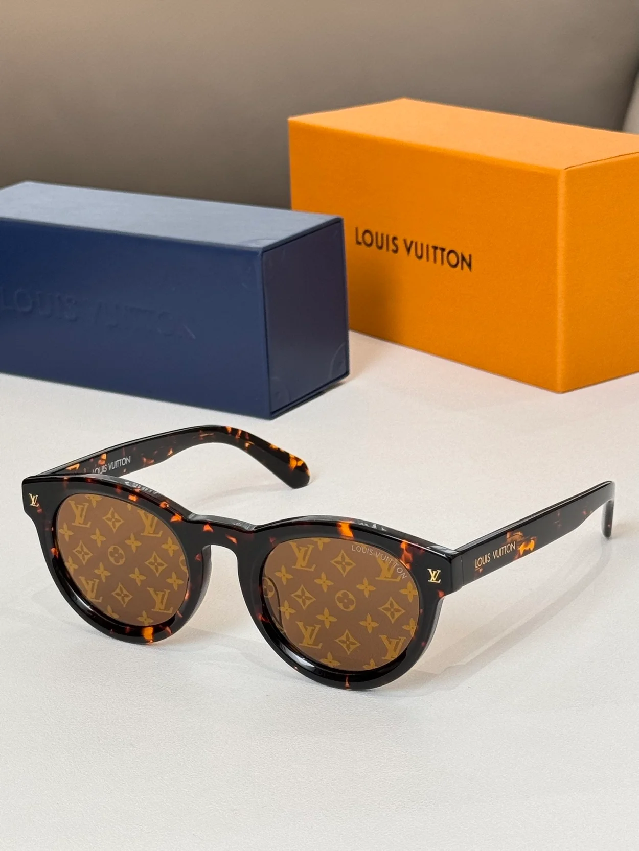 루이비통 LV Urban Round Sunglasses Z2055E (8color)