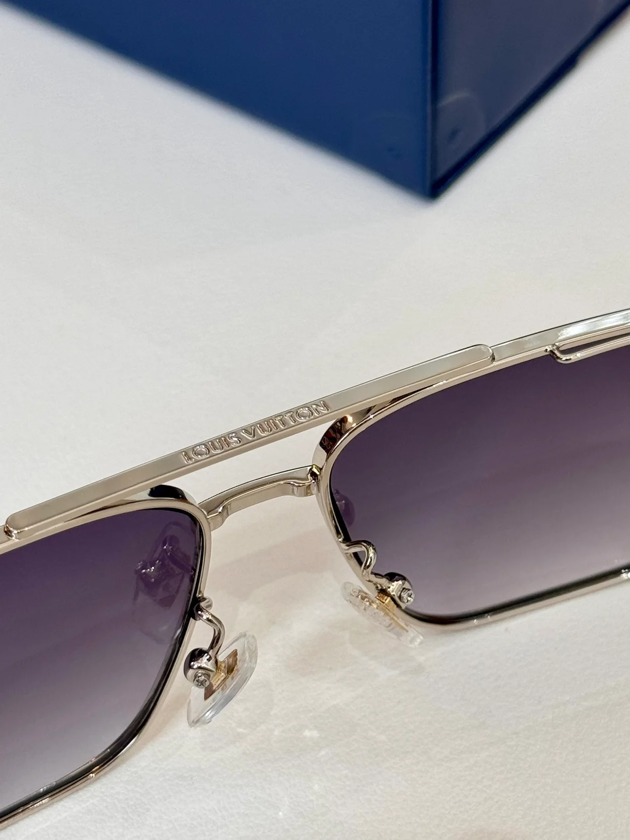 루이비통 Rise Metal Square Sunglasses Z1976U (6color)