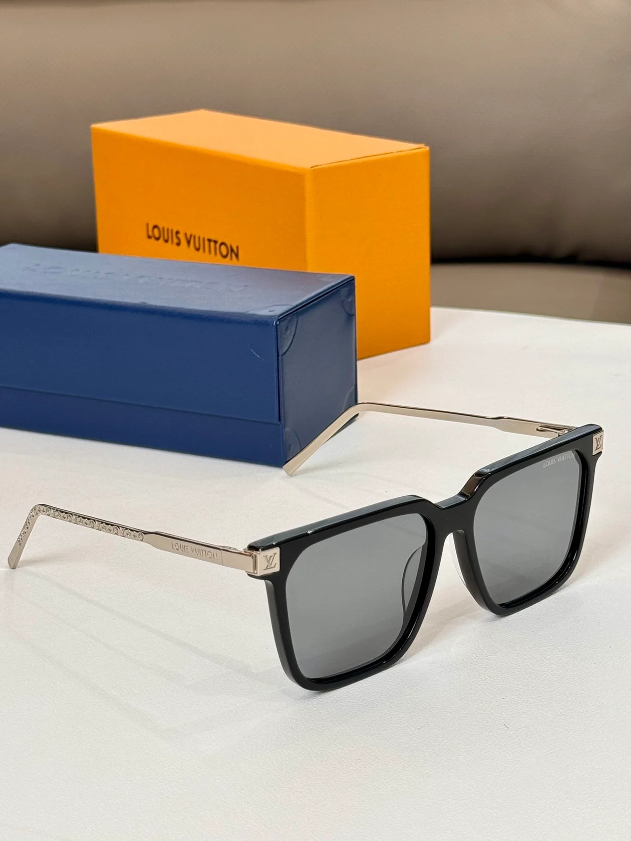 루이비통 Rise Square Sunglasses Z1667W/E (8color)