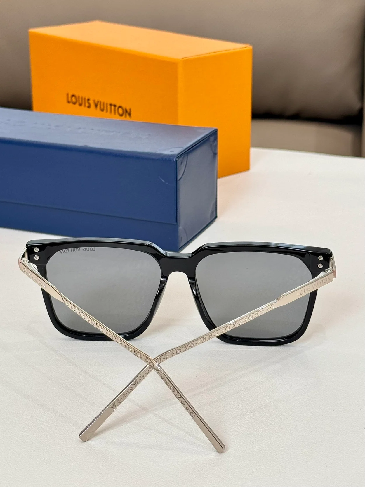 루이비통 Rise Square Sunglasses Z1667W/E (8color)