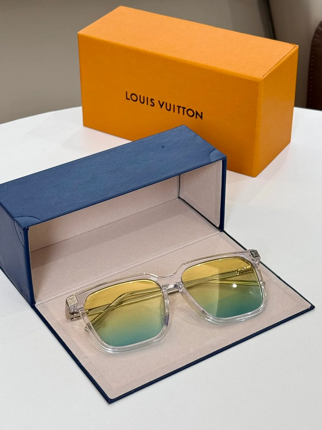 루이비통 Rise Square Sunglasses Z1667W/E (8color)