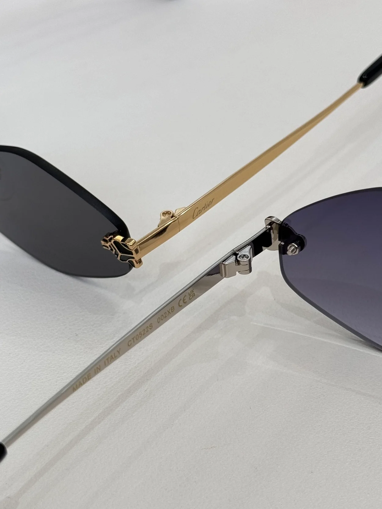 까르띠에 Geometric Frame Sunglasses (7color)