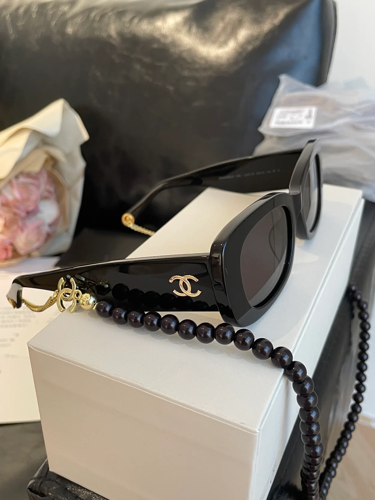 샤넬 Rectangle Sunglasses