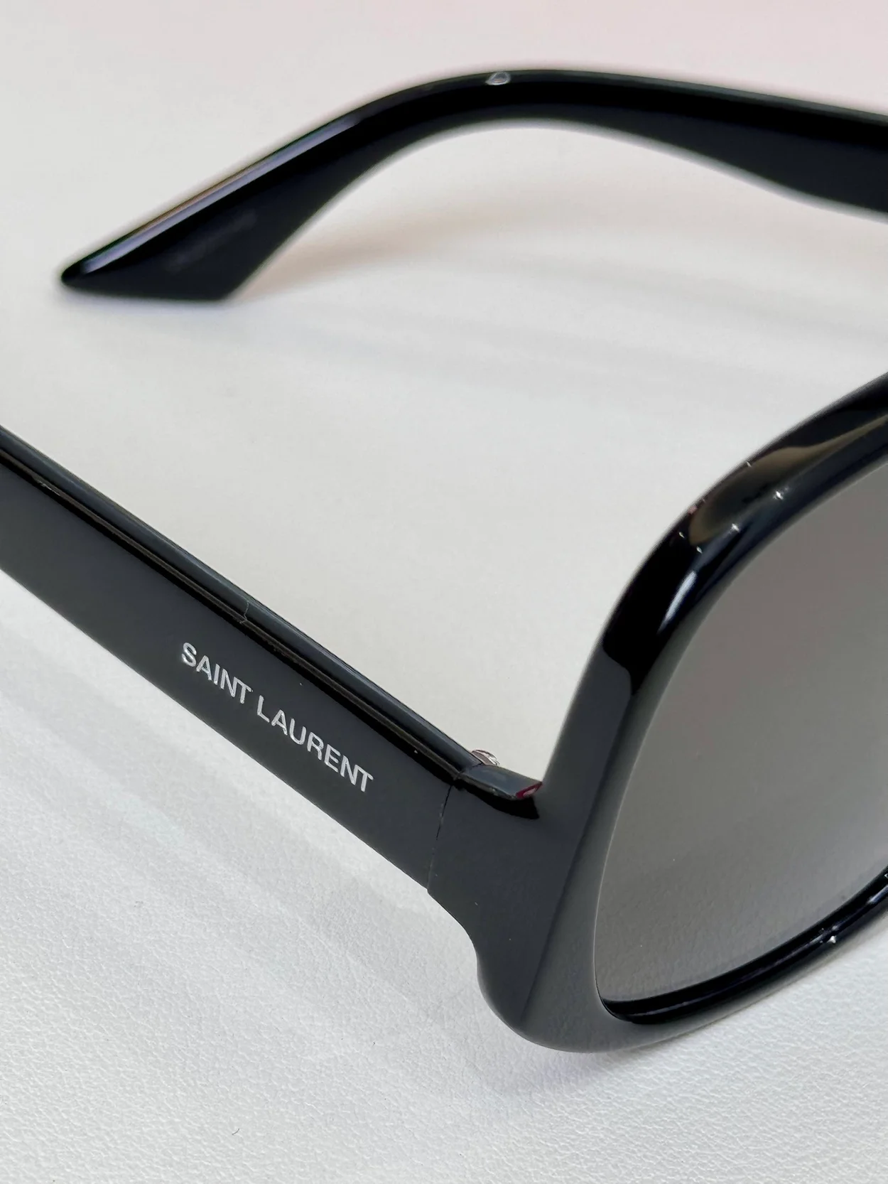 생로랑 SL 652 (4color)