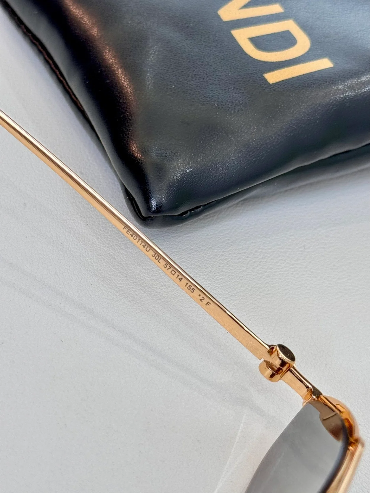 펜디 Cat-eye metal sunglasses (7color)