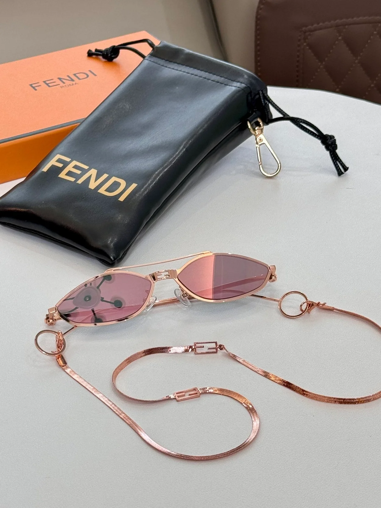 펜디 Cat-eye metal sunglasses (7color)