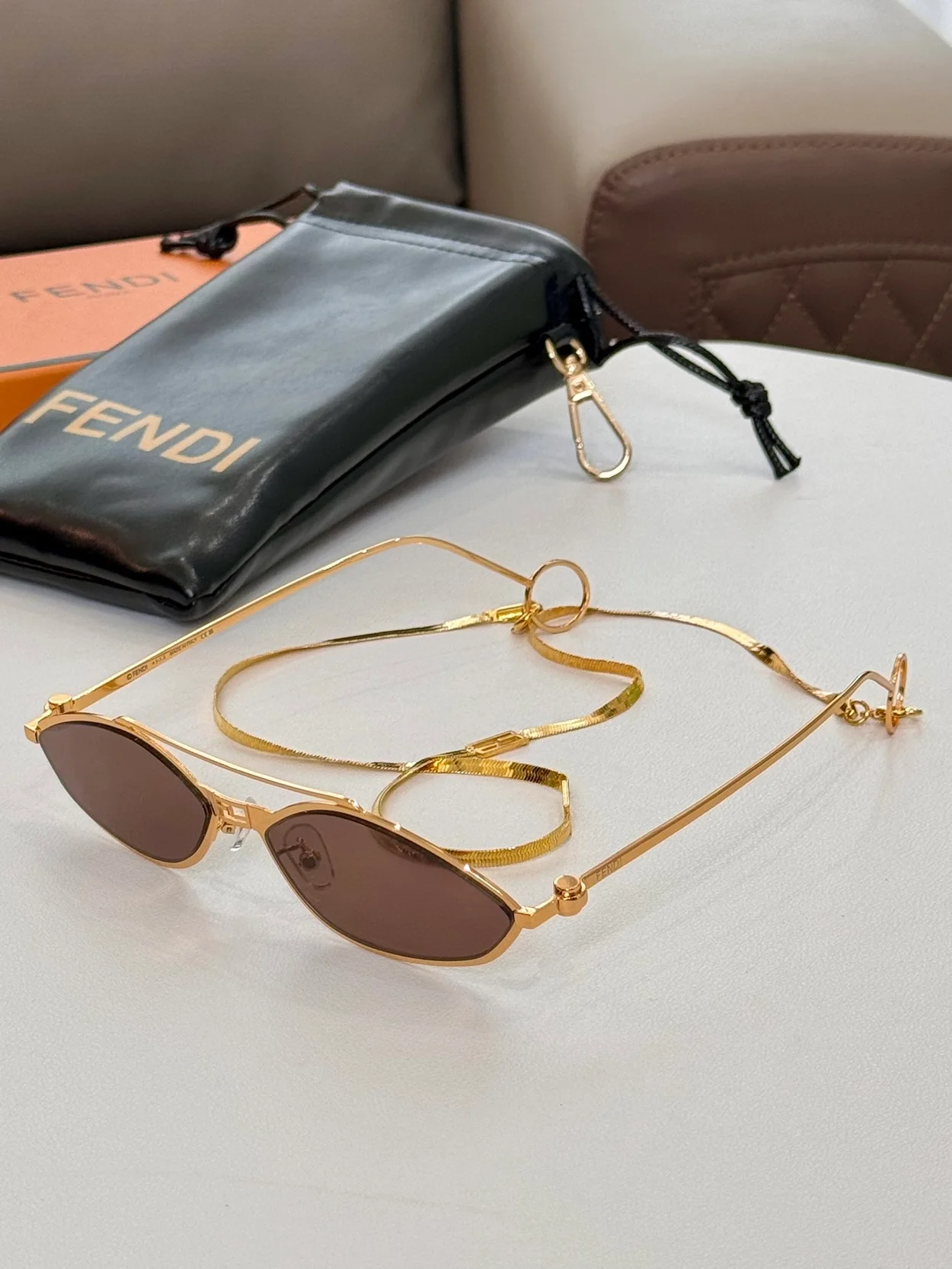 펜디 Cat-eye metal sunglasses (7color)