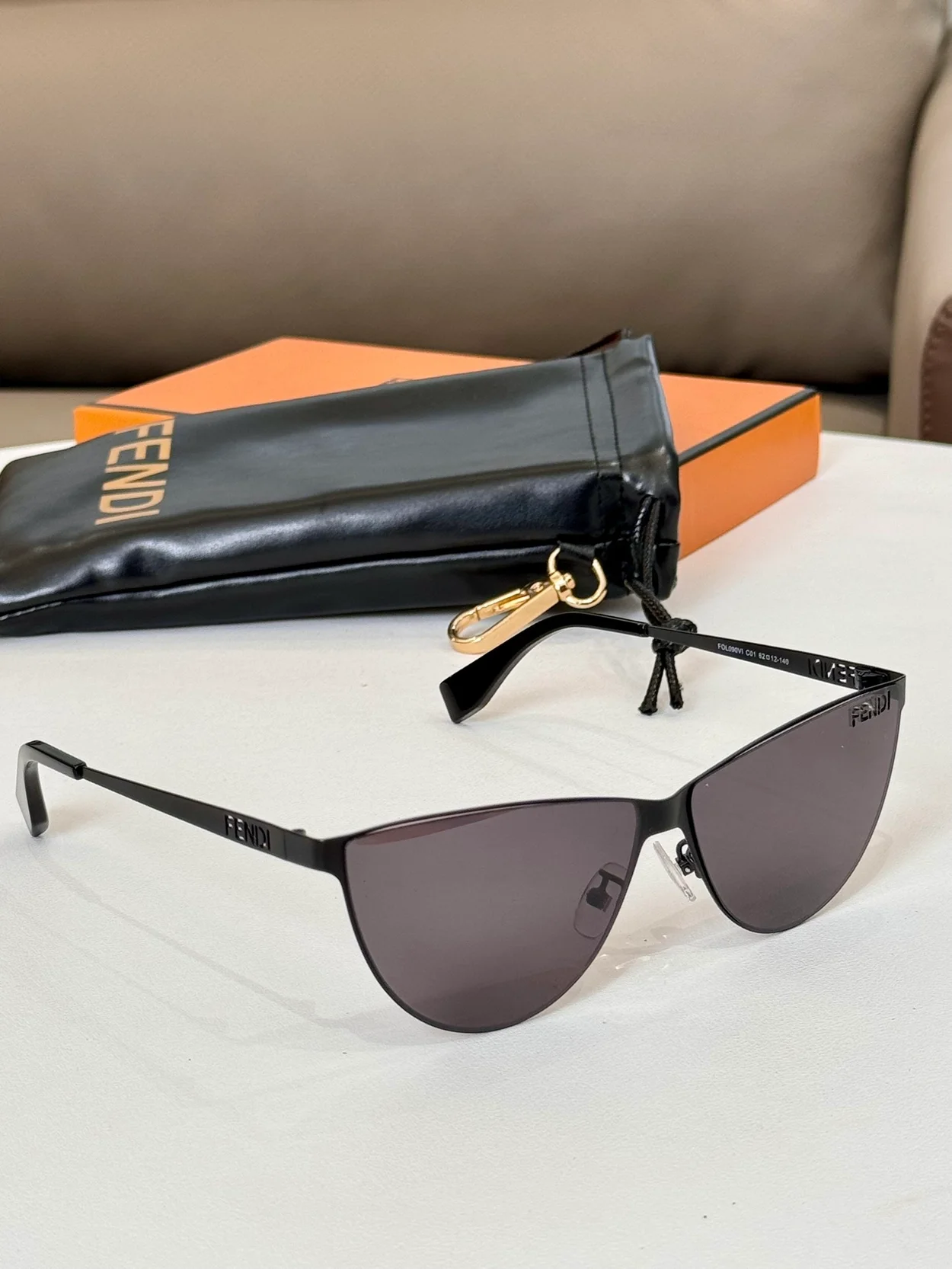 펜디 Cutouts (5color)