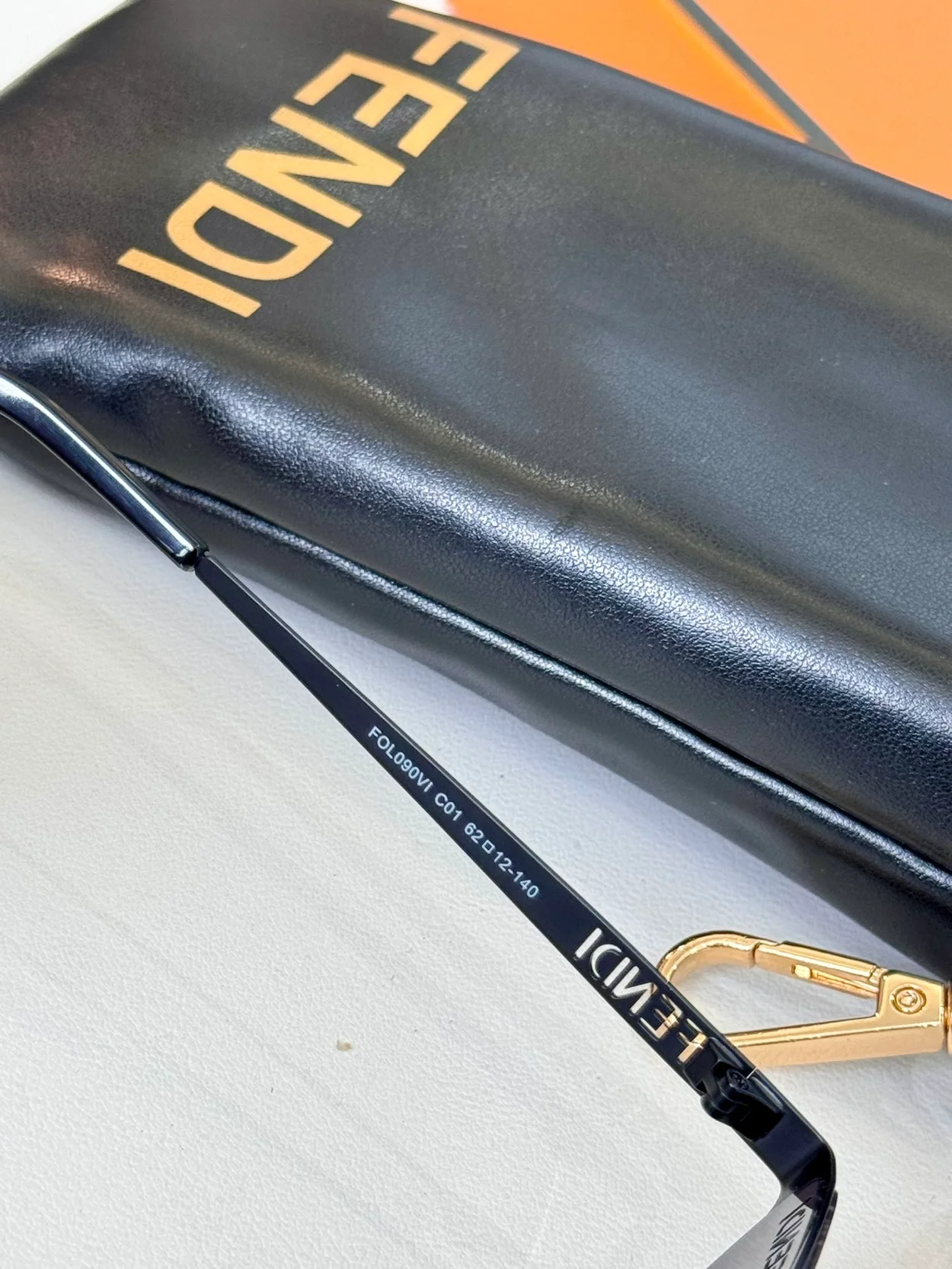 펜디 Cutouts (5color)