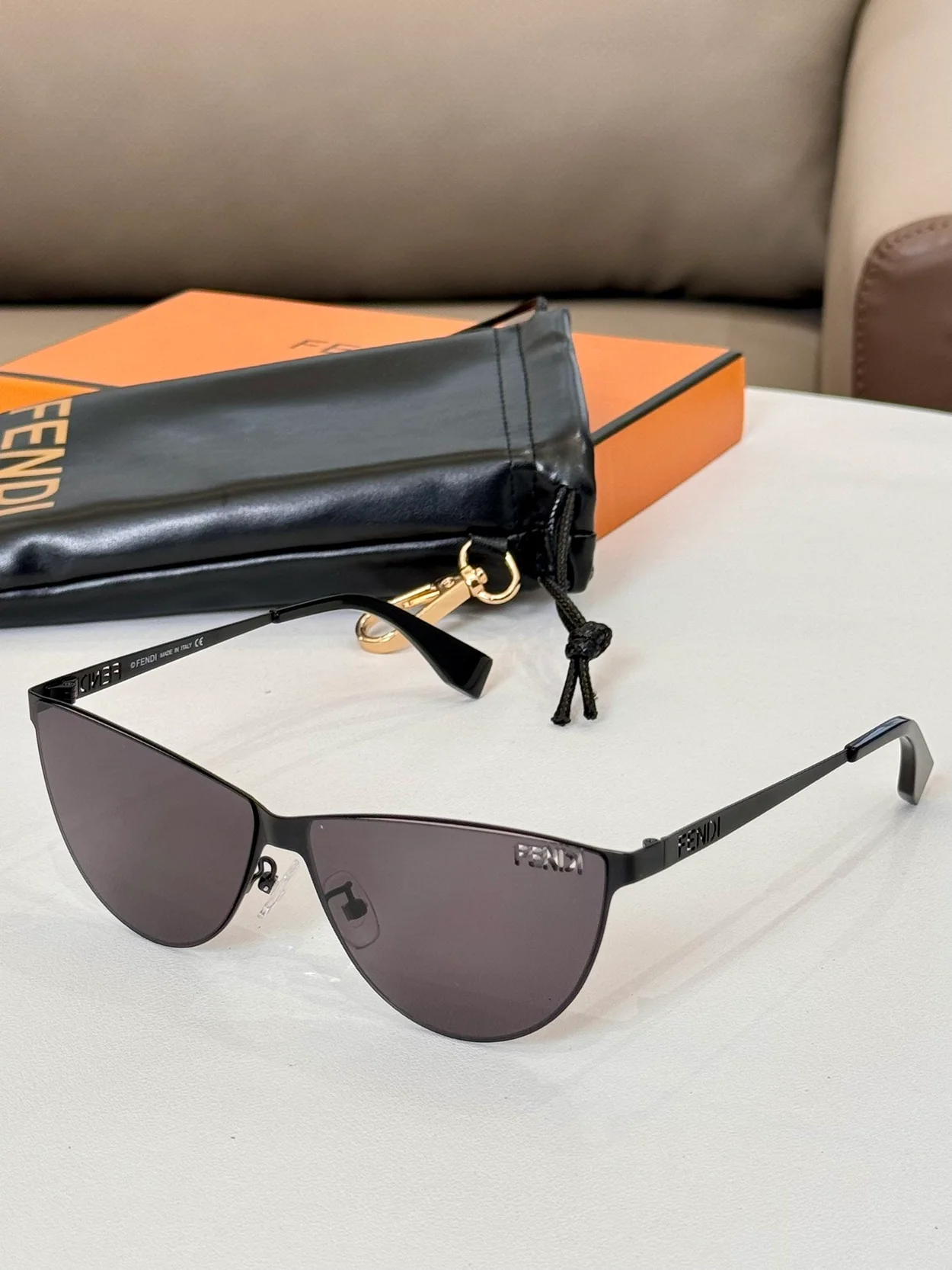 펜디 Cutouts (5color)