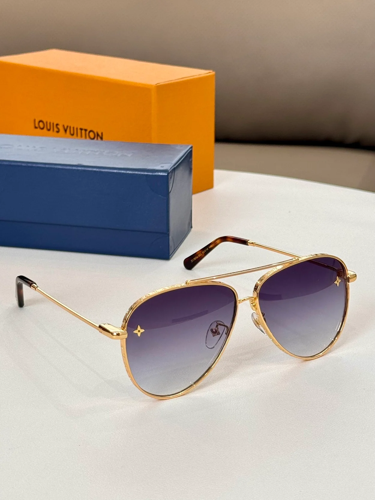 루이비통 The LV Pilot Sunglasses Z21619U (8color)