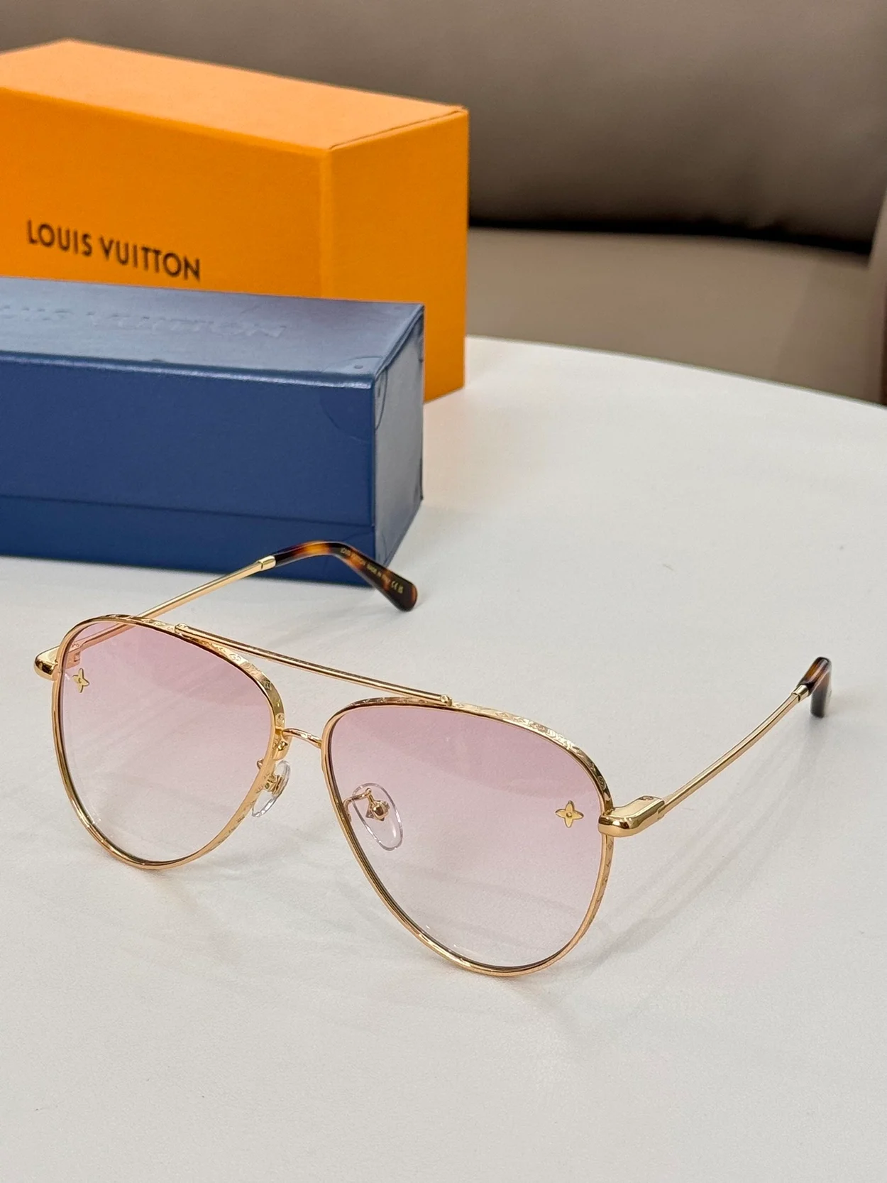 루이비통 The LV Pilot Sunglasses Z21619U (8color)