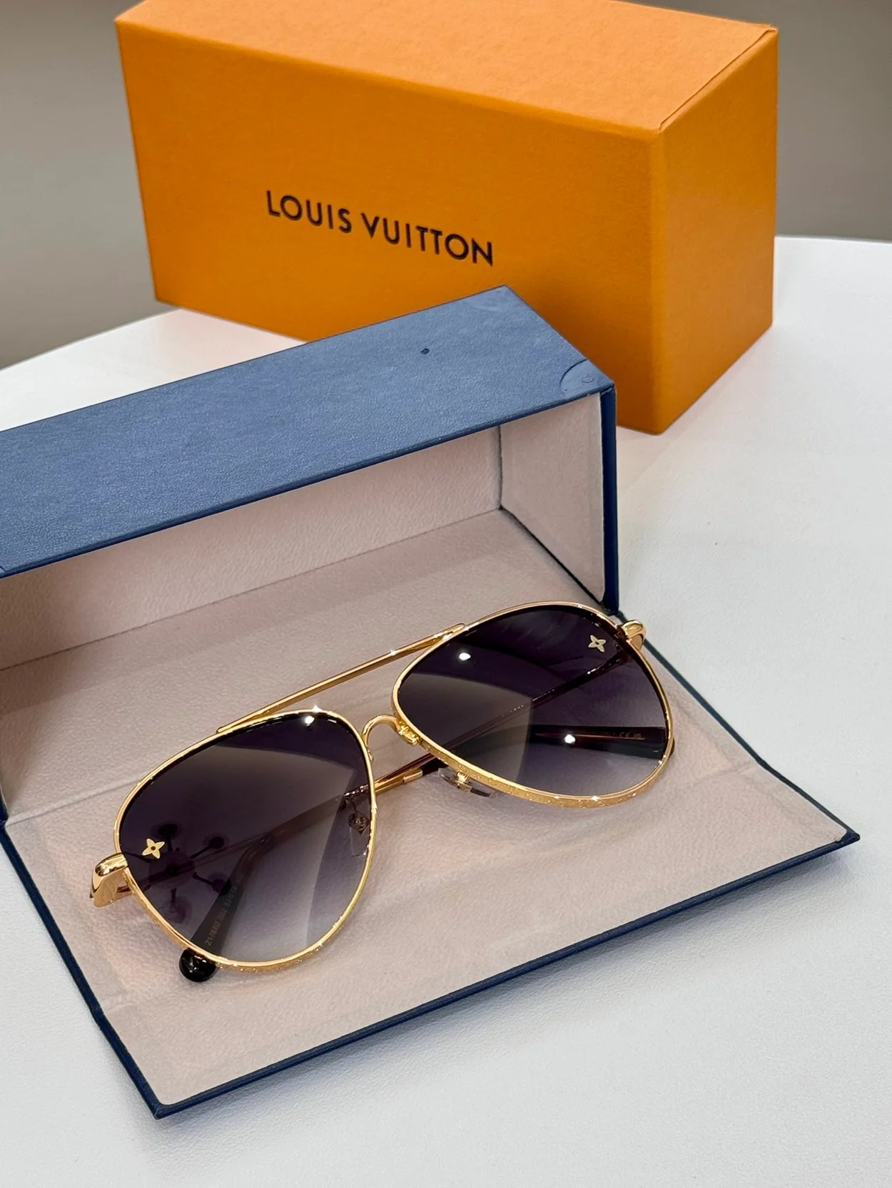 루이비통 The LV Pilot Sunglasses Z21619U (8color)