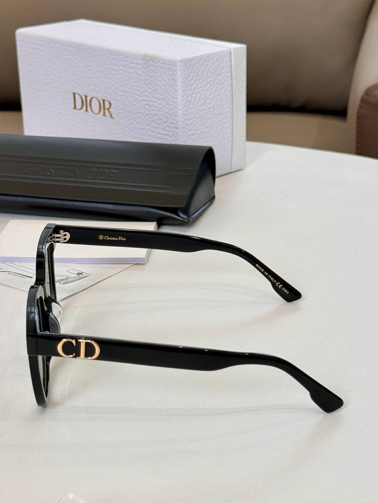 디올 Black Square Glasses
