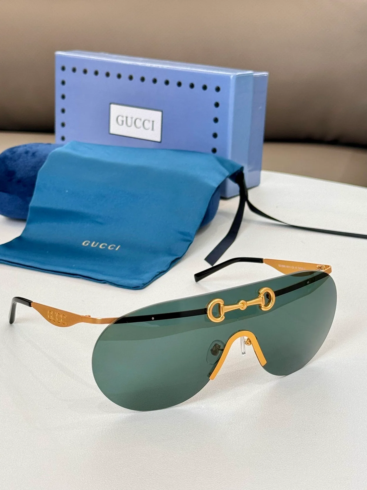 구찌 MASK-SHAPED (6color)