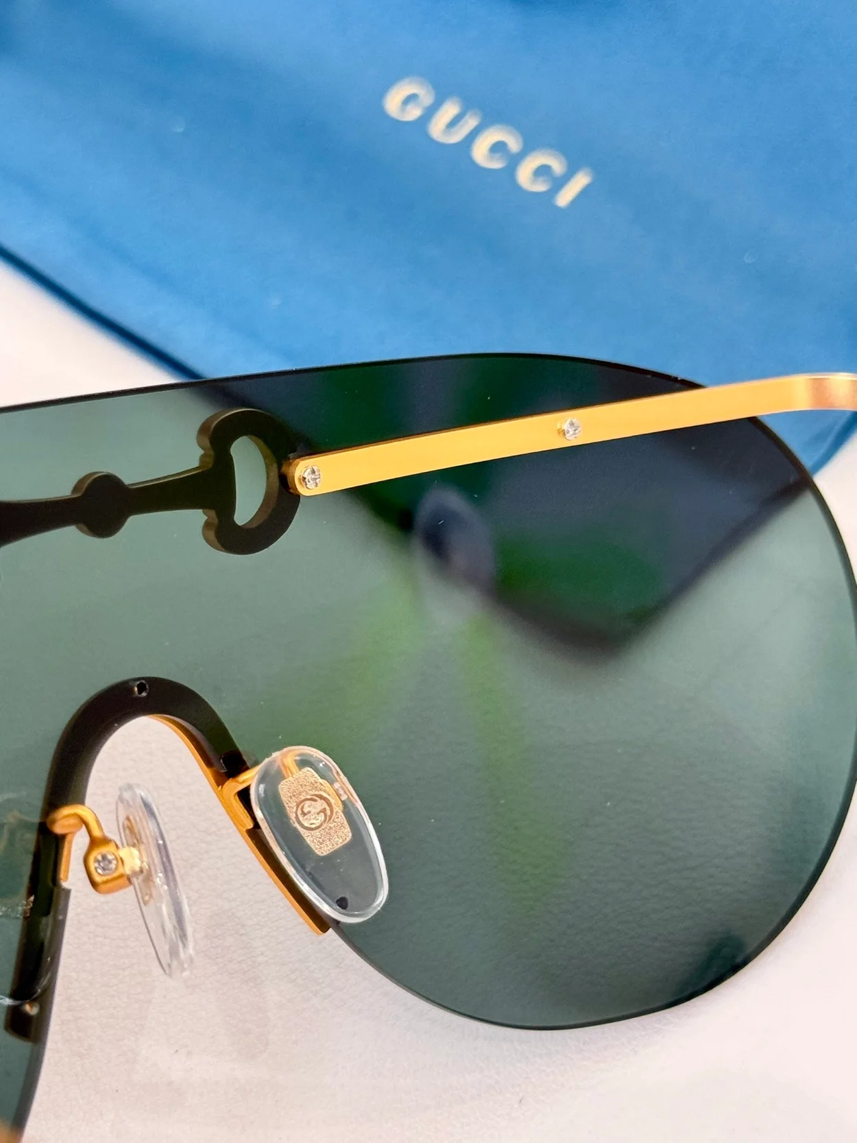 구찌 MASK-SHAPED (6color)