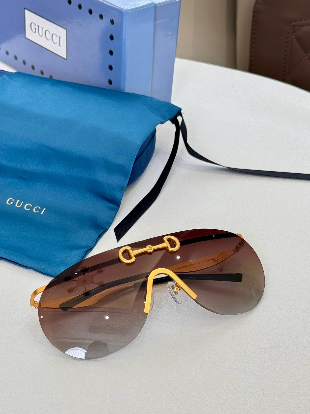 구찌 MASK-SHAPED (6color)