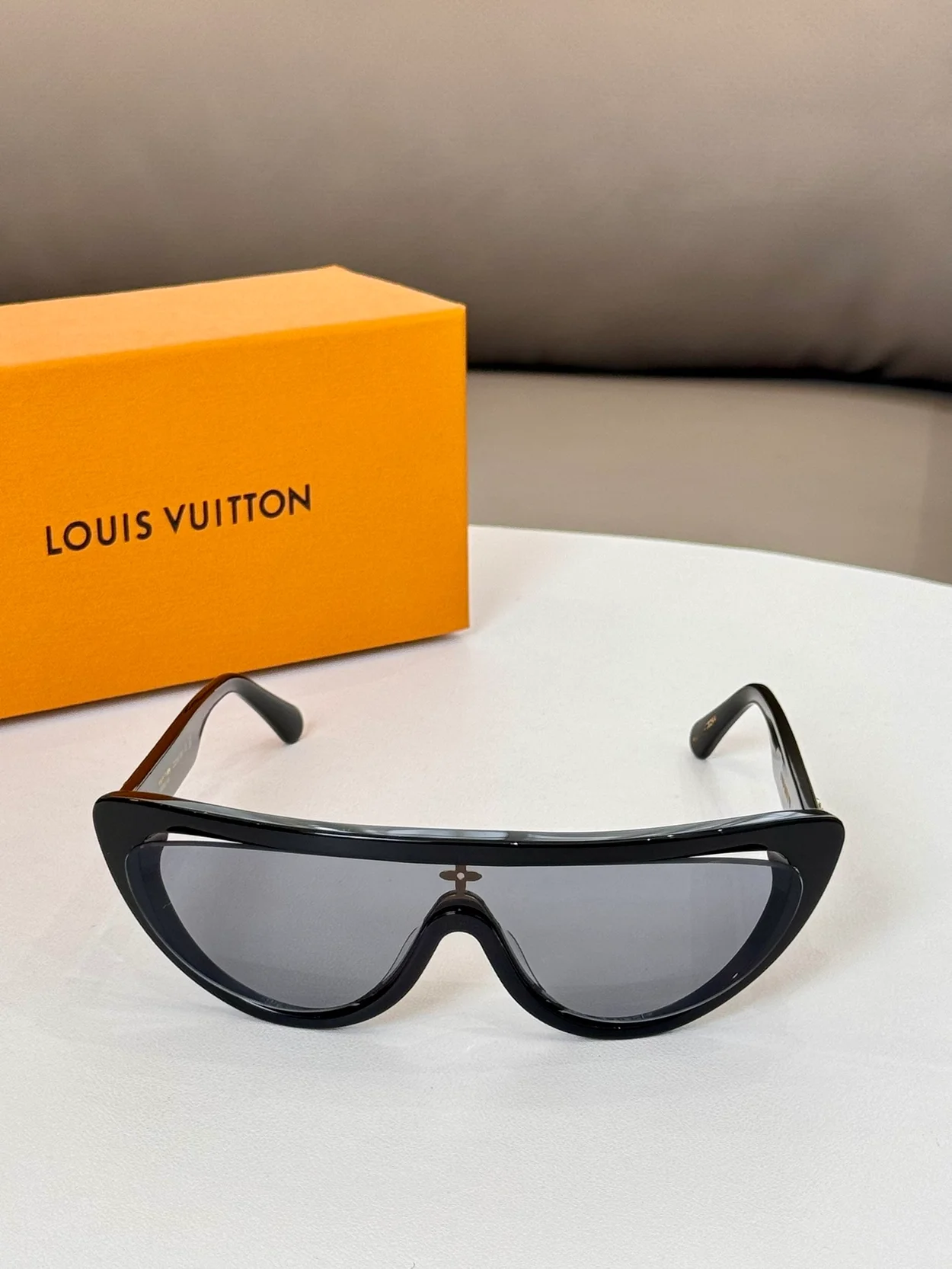 루이비통 split cat eye sunglasses Z2179U (5color)