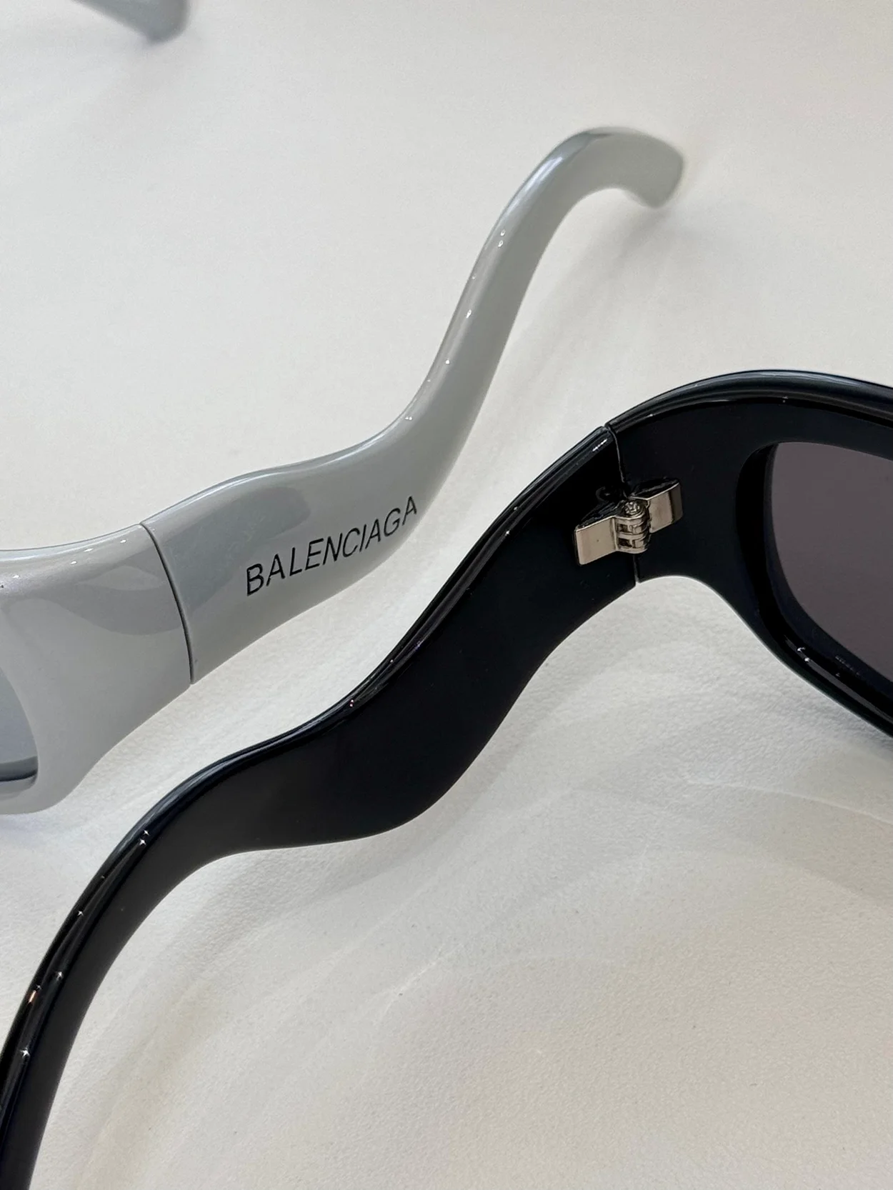 발렌시아가 HAMPTONS RECTANGLE (6color)