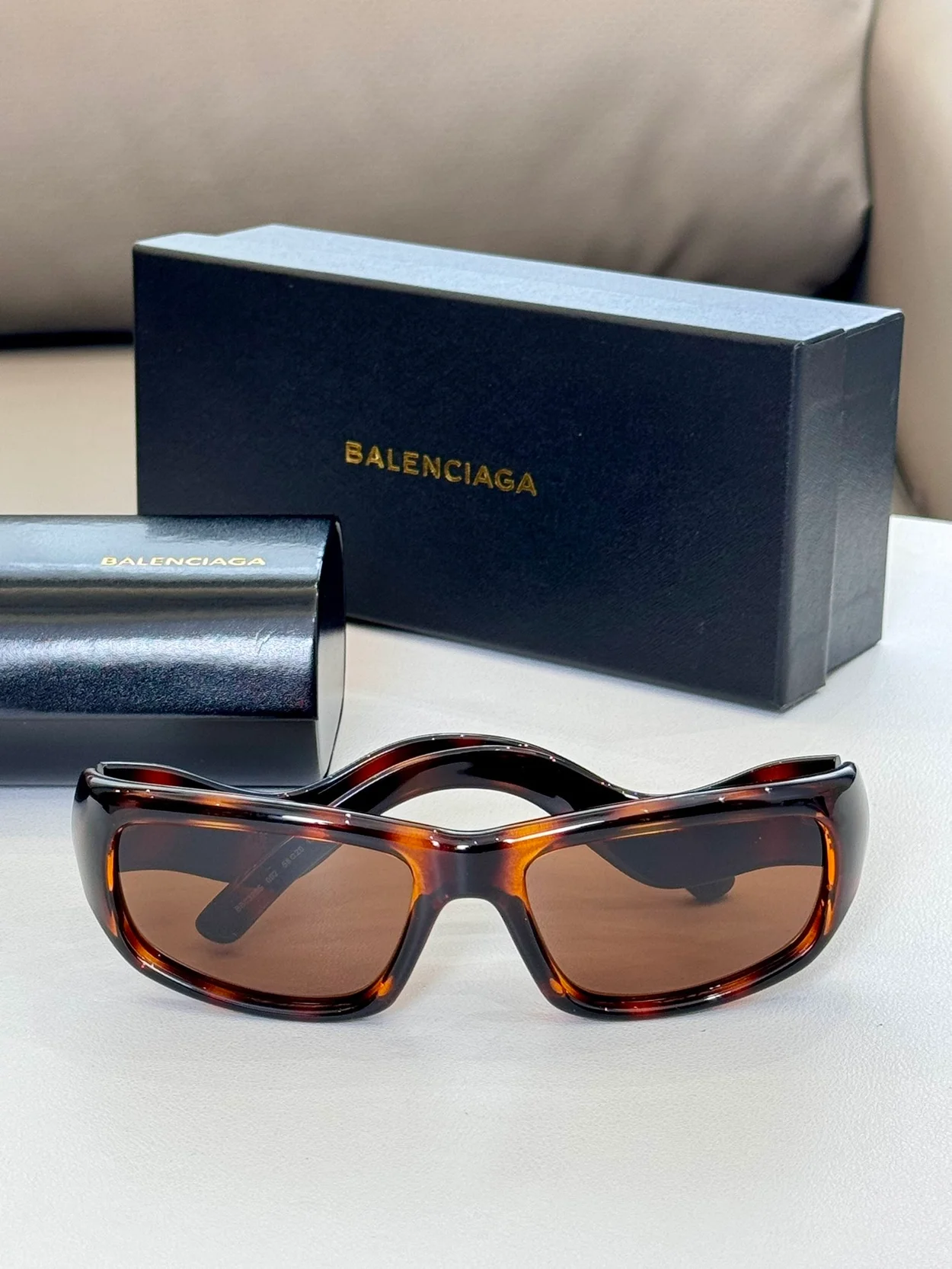 발렌시아가 HAMPTONS RECTANGLE (6color)