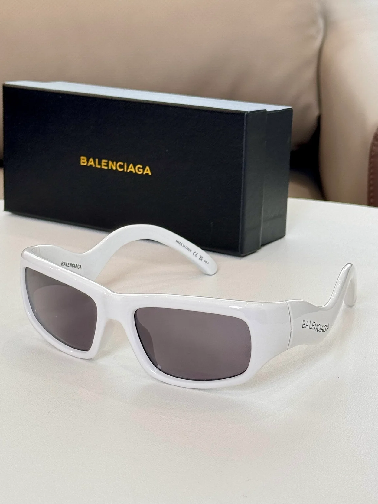 발렌시아가 HAMPTONS RECTANGLE (6color)