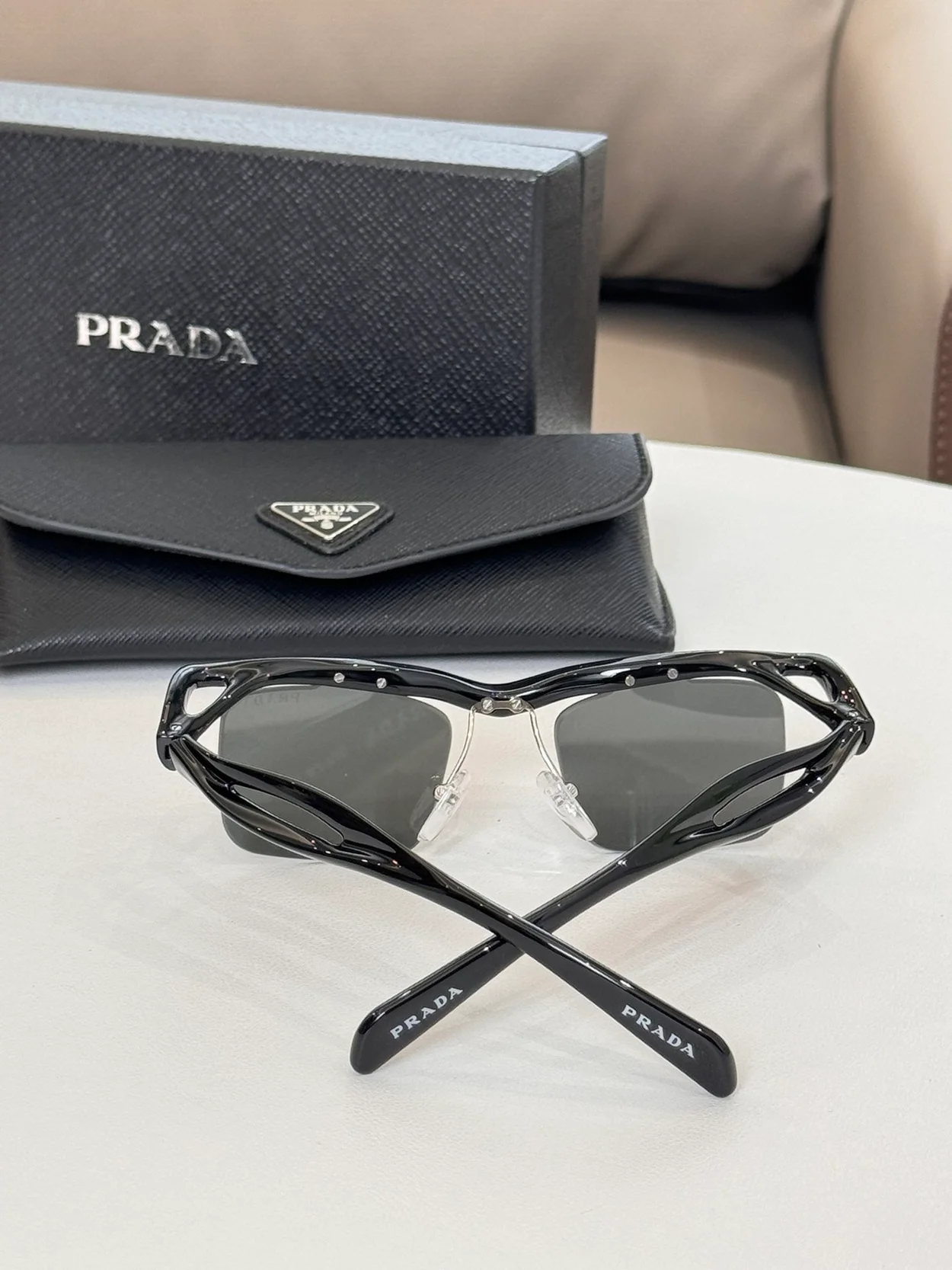 프라다 Runway sunglasses (6color)