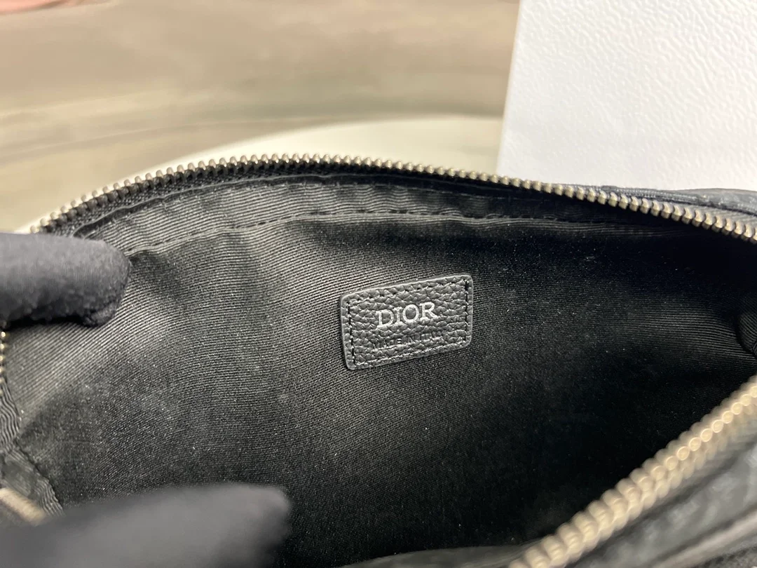 디올 새들 트리플 파우치 블랙