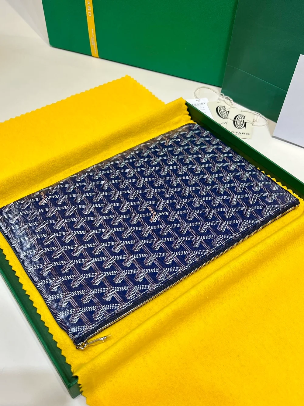 고야드 세나 클러치 MM 네이비