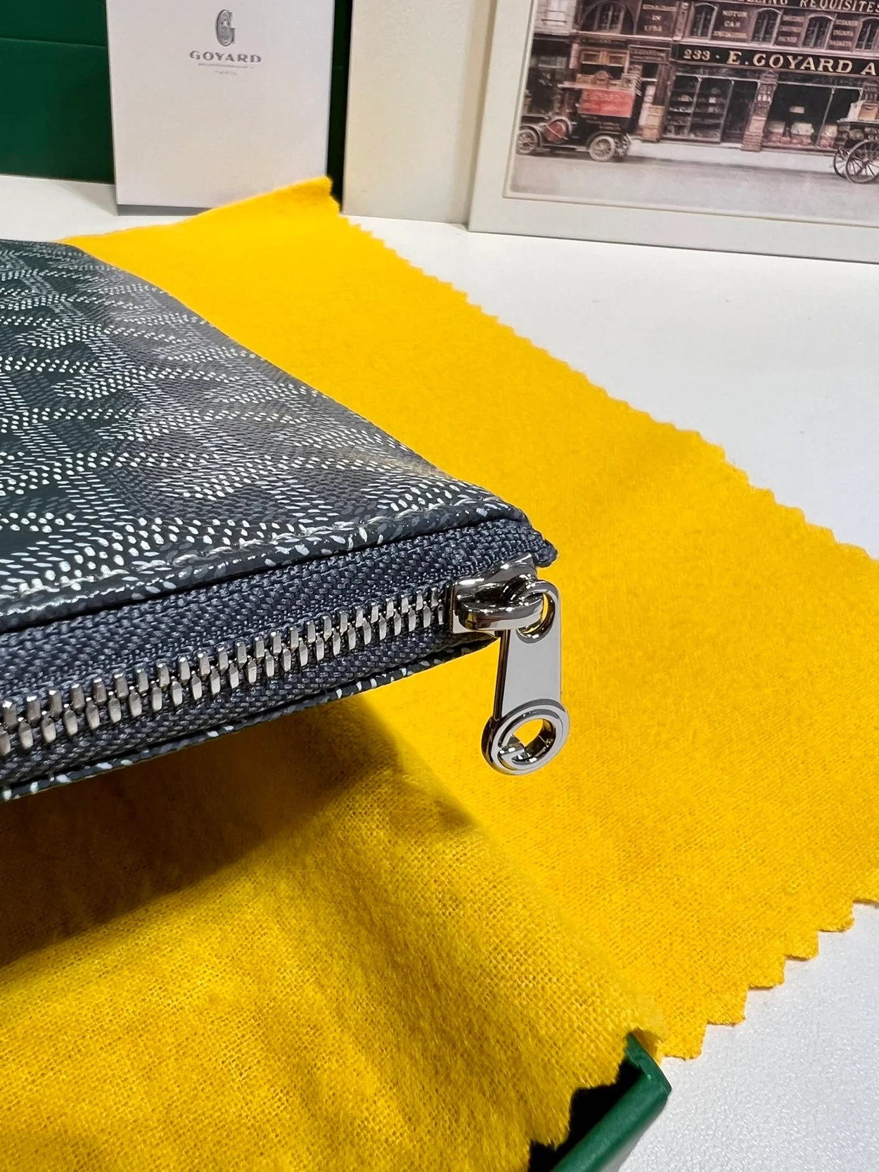 고야드 세나 클러치 MM 그레이