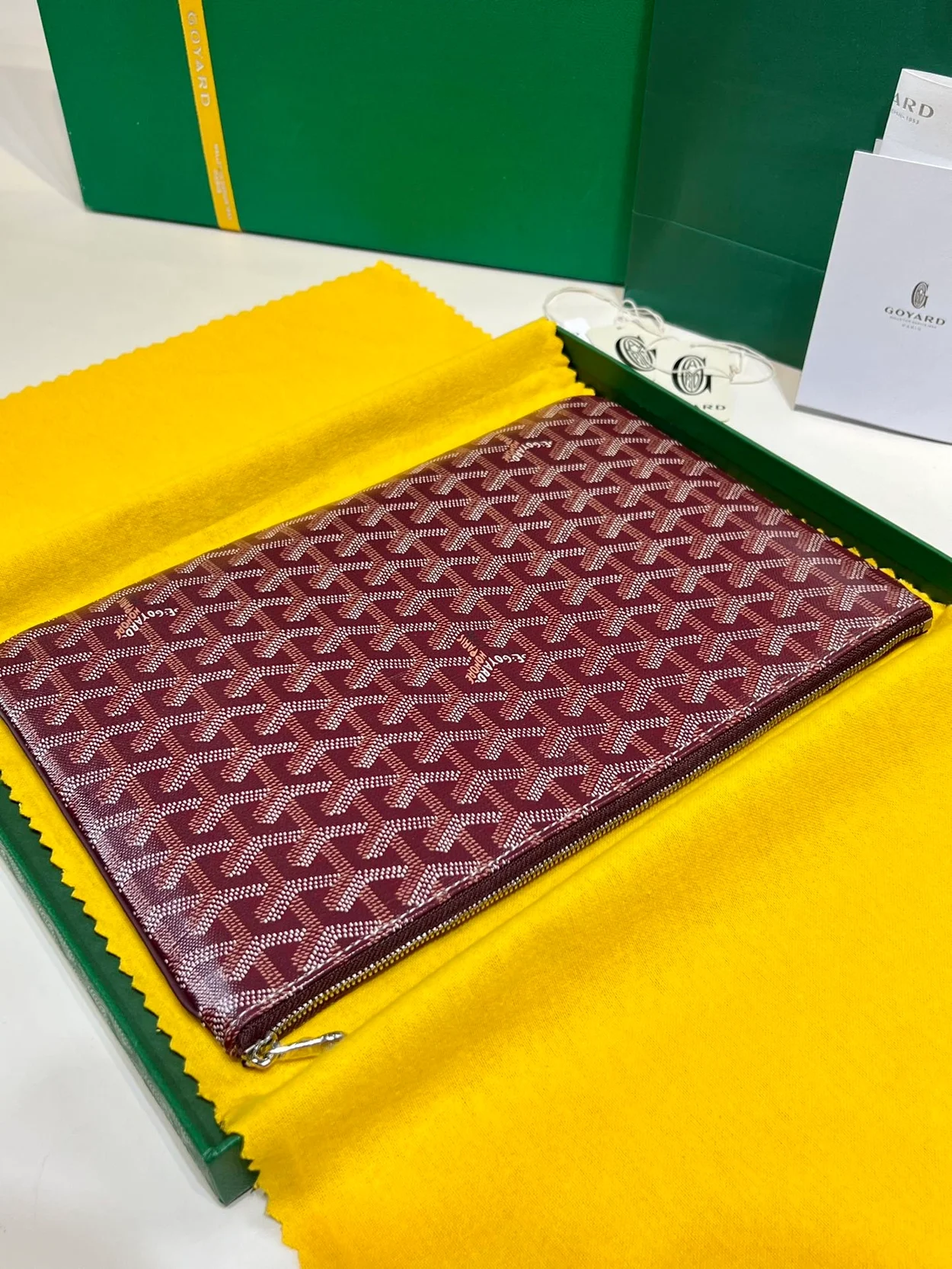 고야드 세나 클러치 MM 버건디