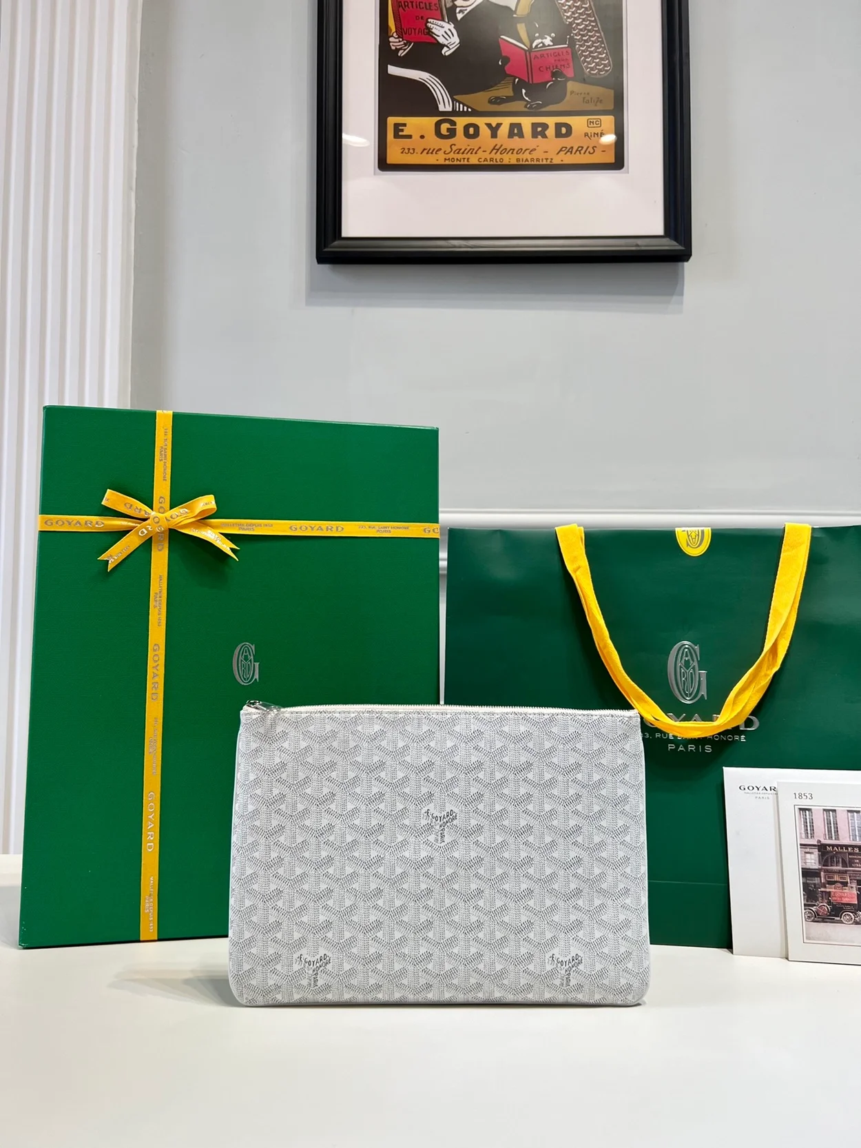 고야드 세나 클러치 MM 화이트