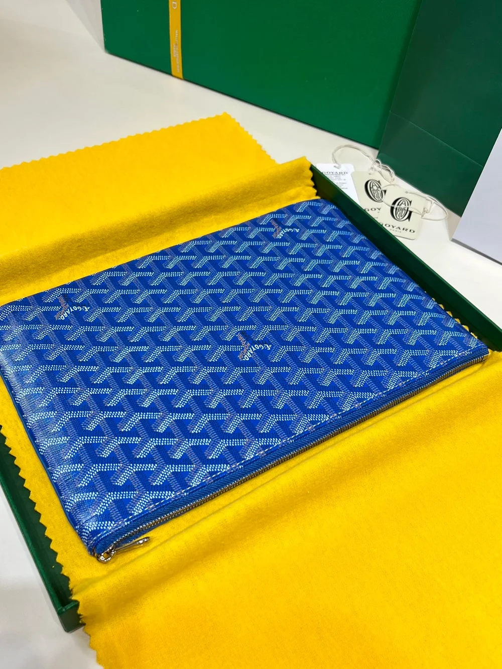 고야드 세나 클러치 MM 블루