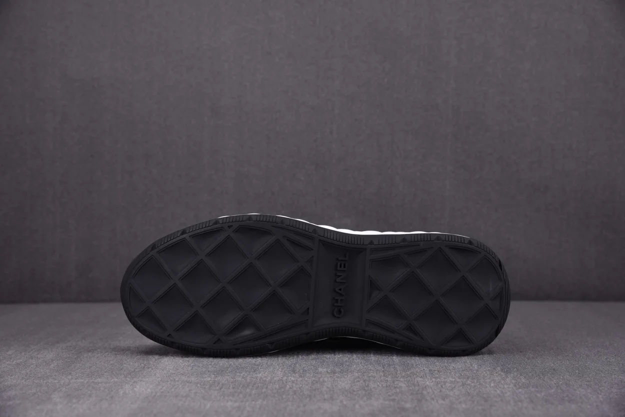 샤넬 믹스드 파이버 스니커즈 실버 블랙