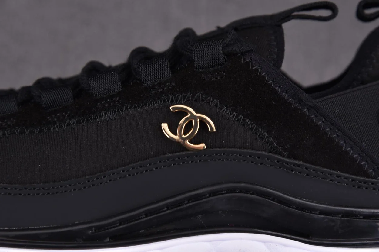 샤넬 믹스드 파이버 스니커즈 실버 블랙