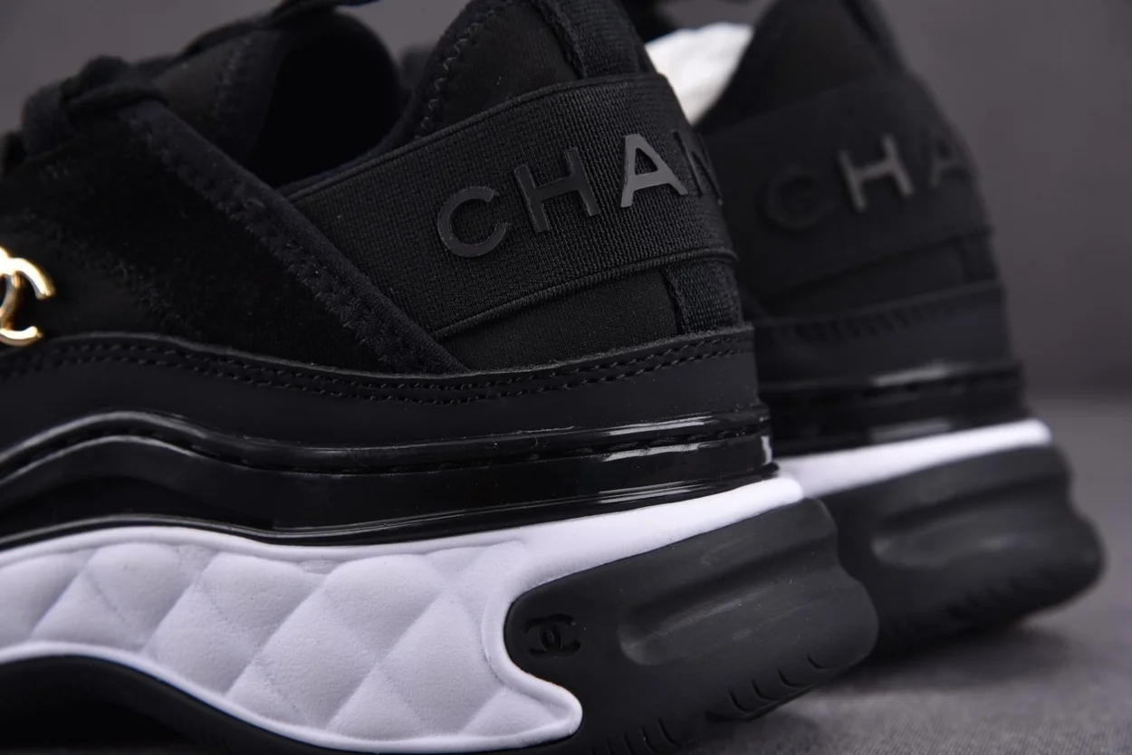 샤넬 믹스드 파이버 스니커즈 실버 블랙