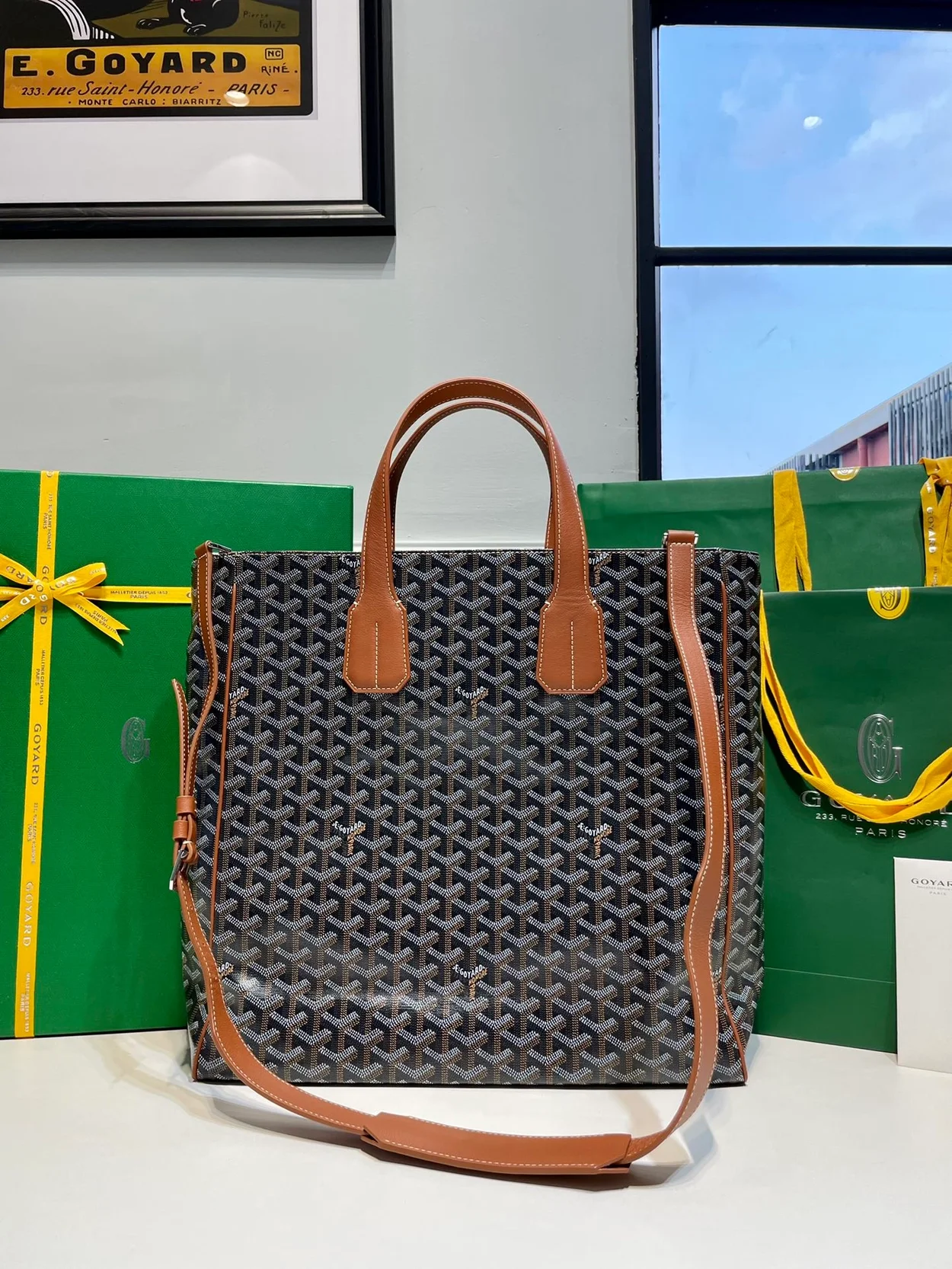 고야드 볼테르 백 탄