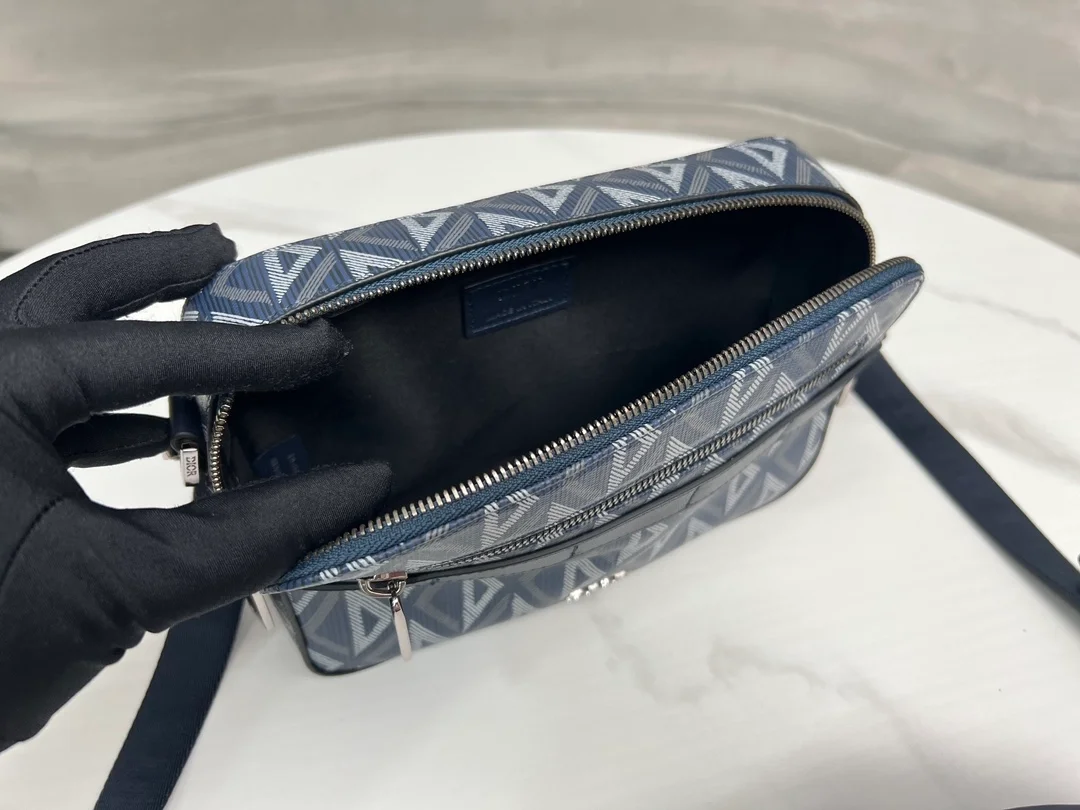 디올 사파리 메신저 백 네이비