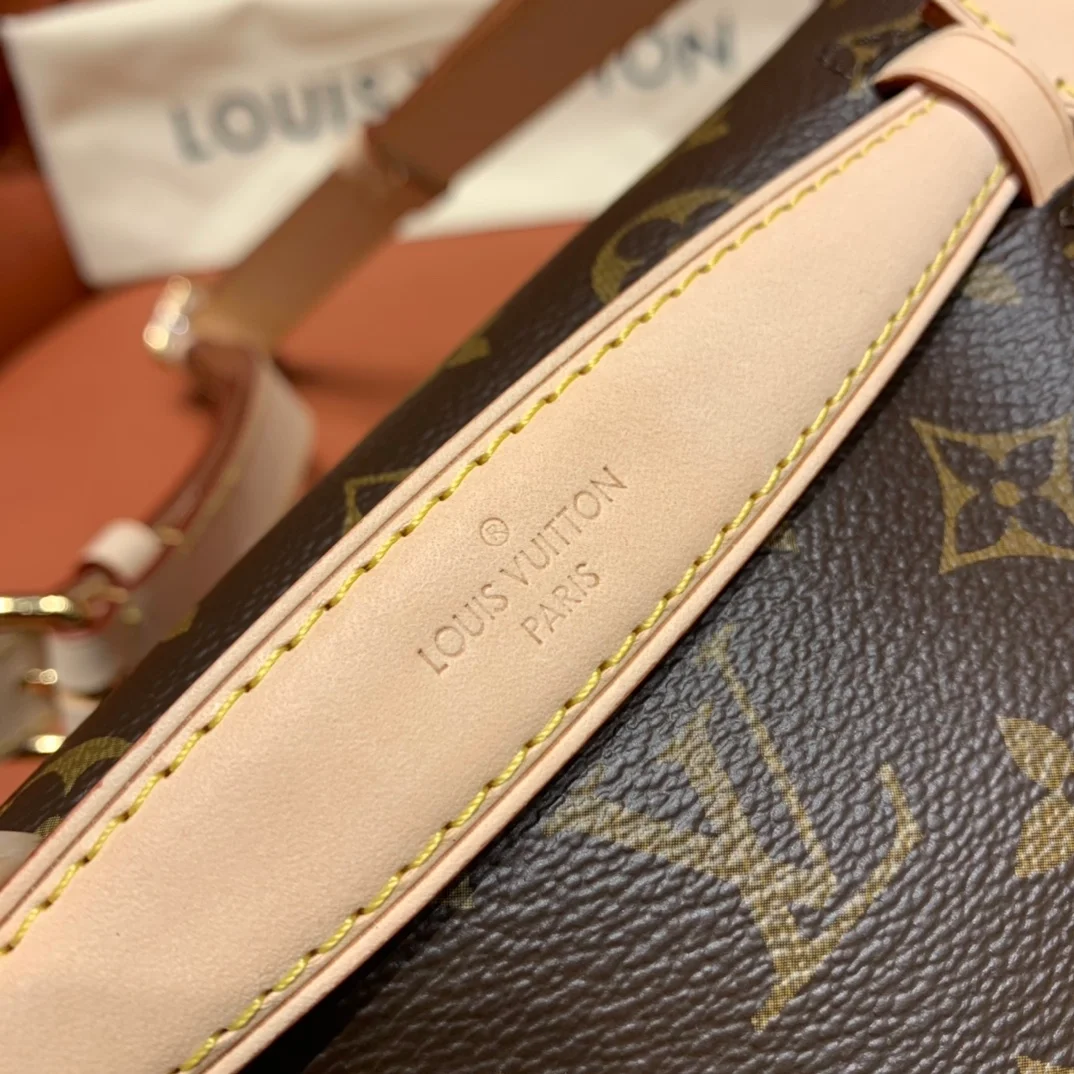 루이비통 범백 모노그램 M43644