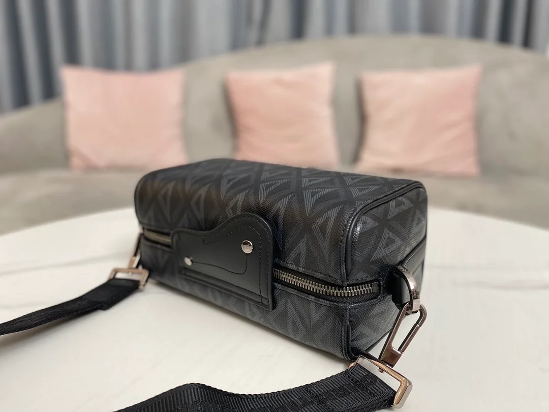 디올 Lingot 22 숄더 크로스 백 블랙